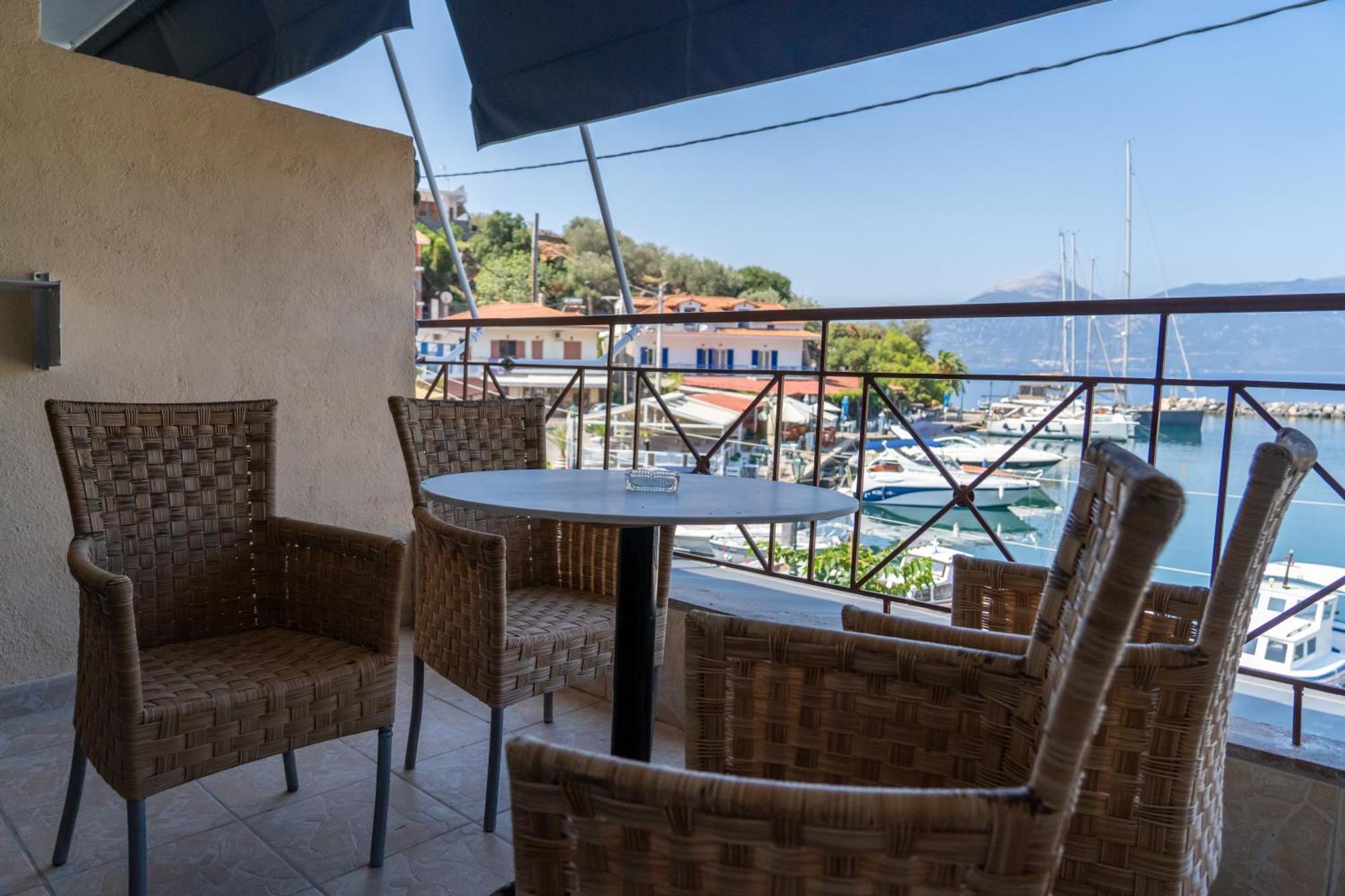 Prego Living Apartments Vathi (Methana) Exterior foto