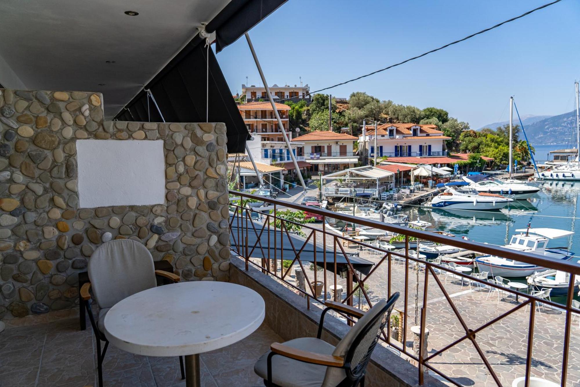 Prego Living Apartments Vathi (Methana) Exterior foto